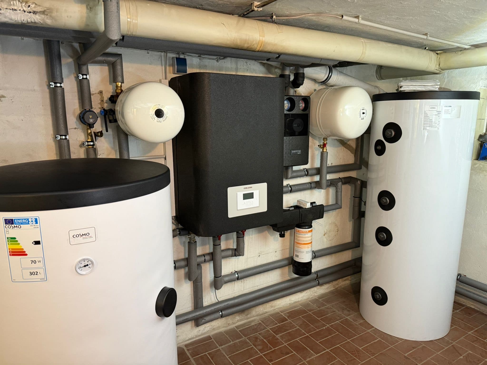 Unsere Erfahrung mit Stiebel Eltron sind durchweg positiv.
- Bild 6