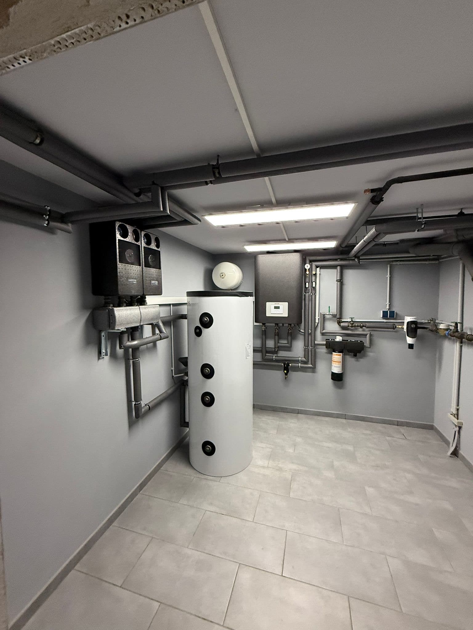 Unsere Erfahrung mit Stiebel Eltron sind durchweg positiv.
- Bild 1