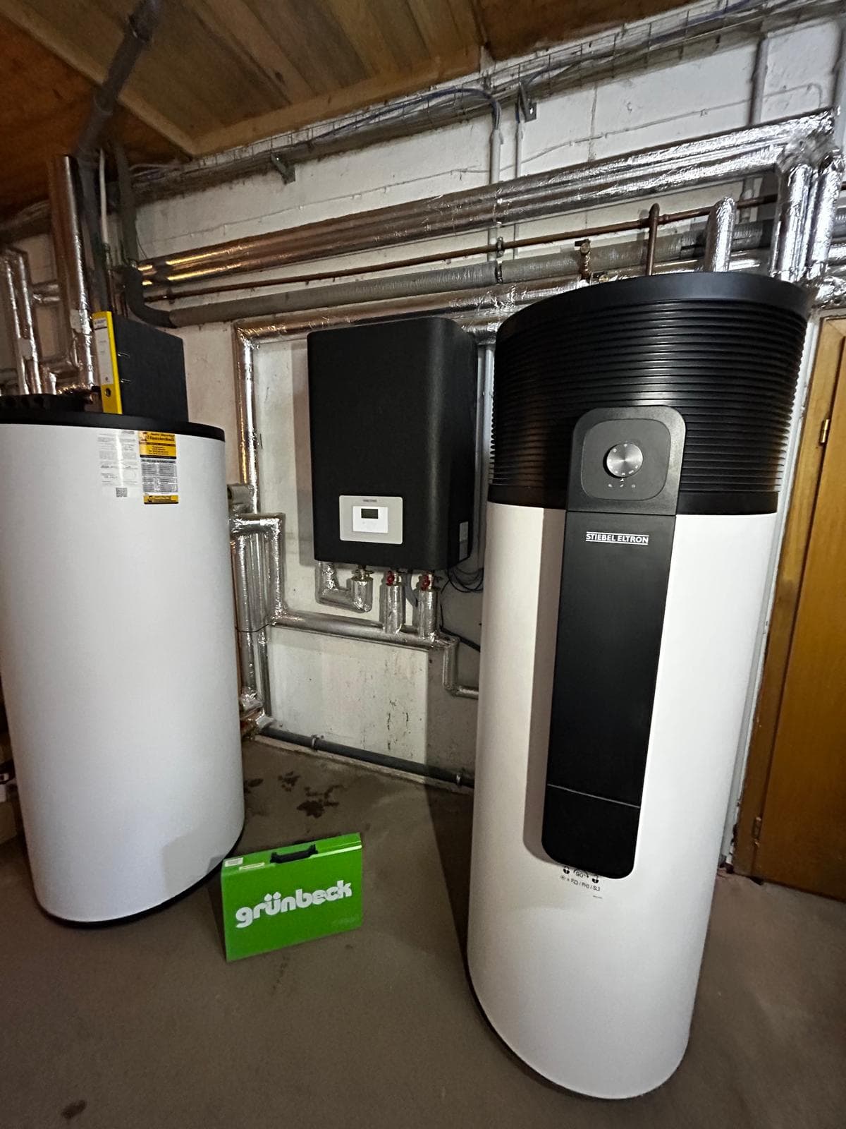 Mit den neuen Wärmepumpen von Stiebel braucht man keine Angst vor Sanierungen im Altbau haben. In d - Bild 2