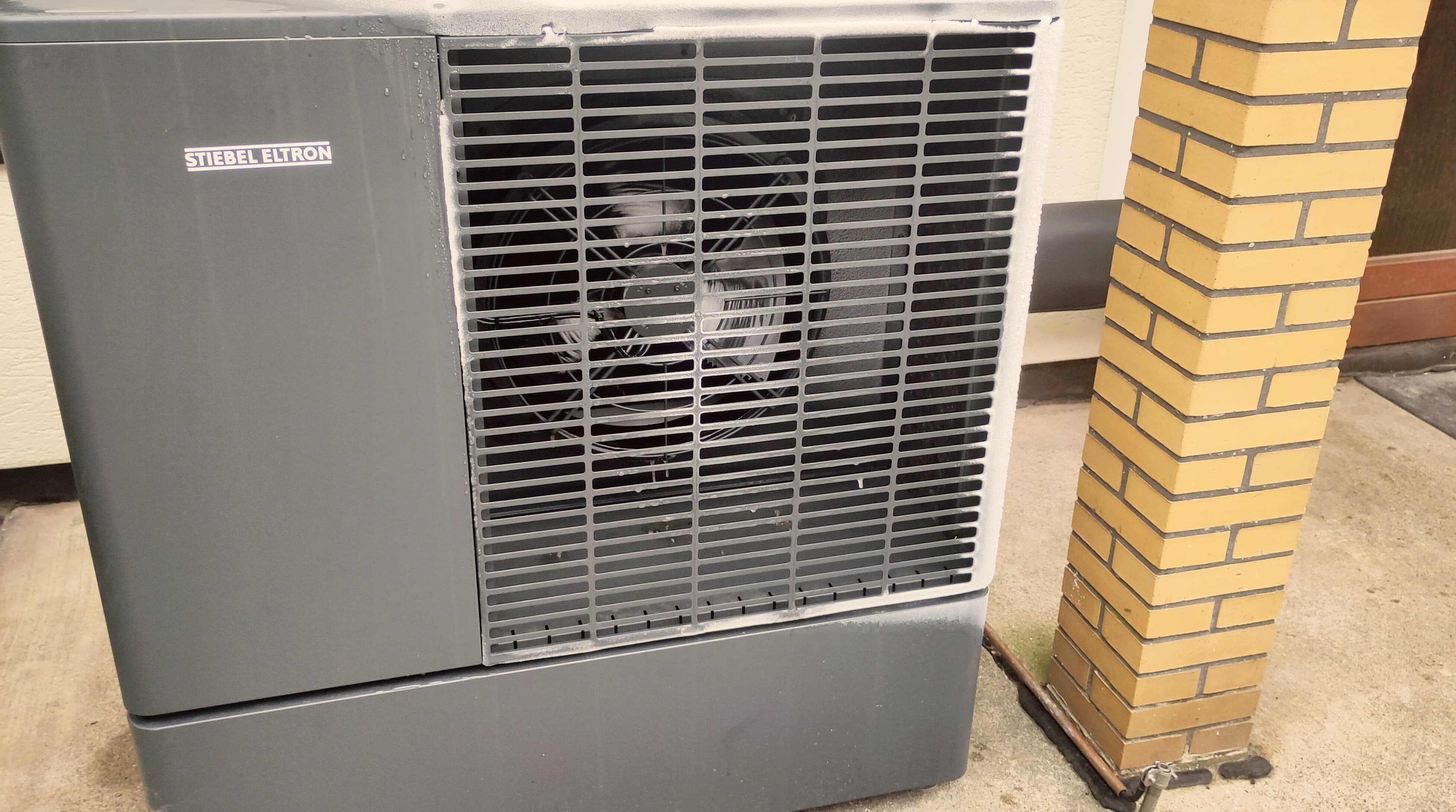 Der Grundanlass war der dringende Sanierungsbedarf der bisherigen Ölheizung. Ich wollte ungern noch - Bild 1